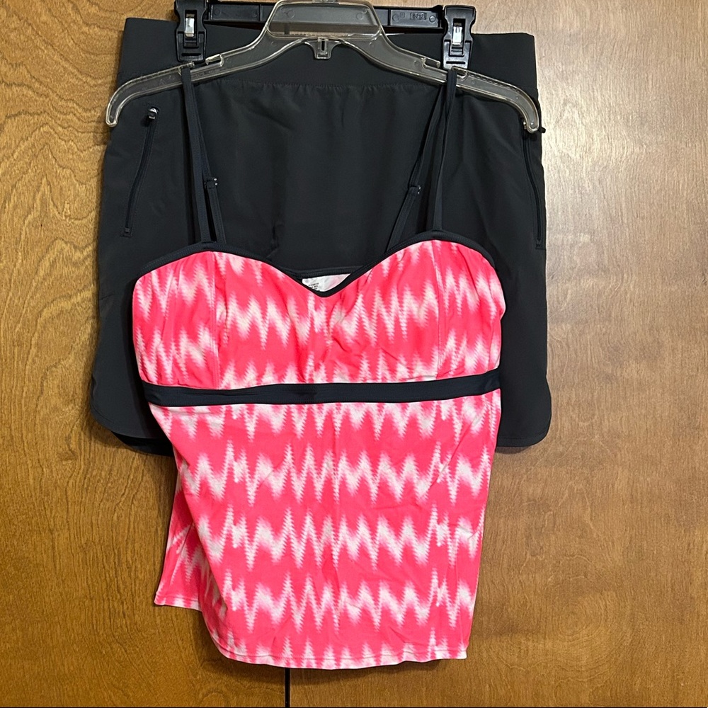 NWT Tek Gear grey swim skort w/zippered side pockets & elastic waist L bonus top - Picture 1 of 16